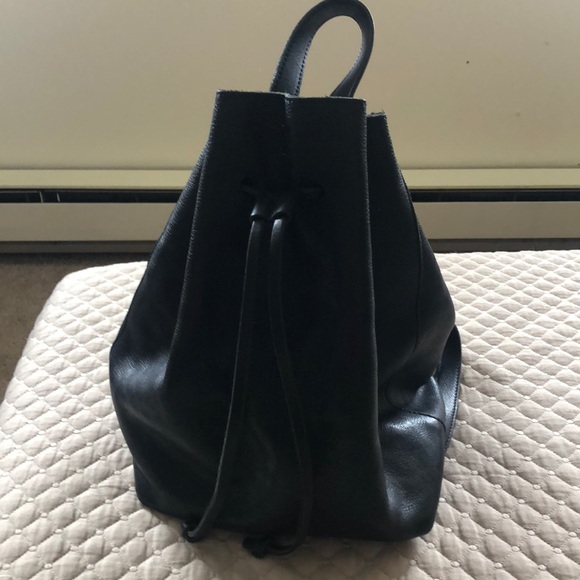 Madewell Handbags - Madewell Transport Backpack